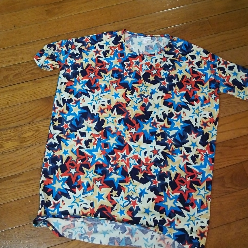 1 HOUR ALL TOPS B1G1 FREE